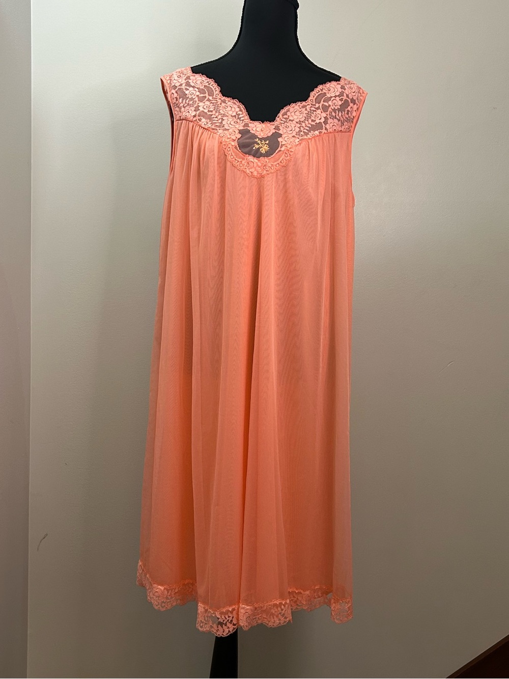 Vintage Vanity Fair Nylon Tricot Nightgown Coral Peach Lace USA Medium
